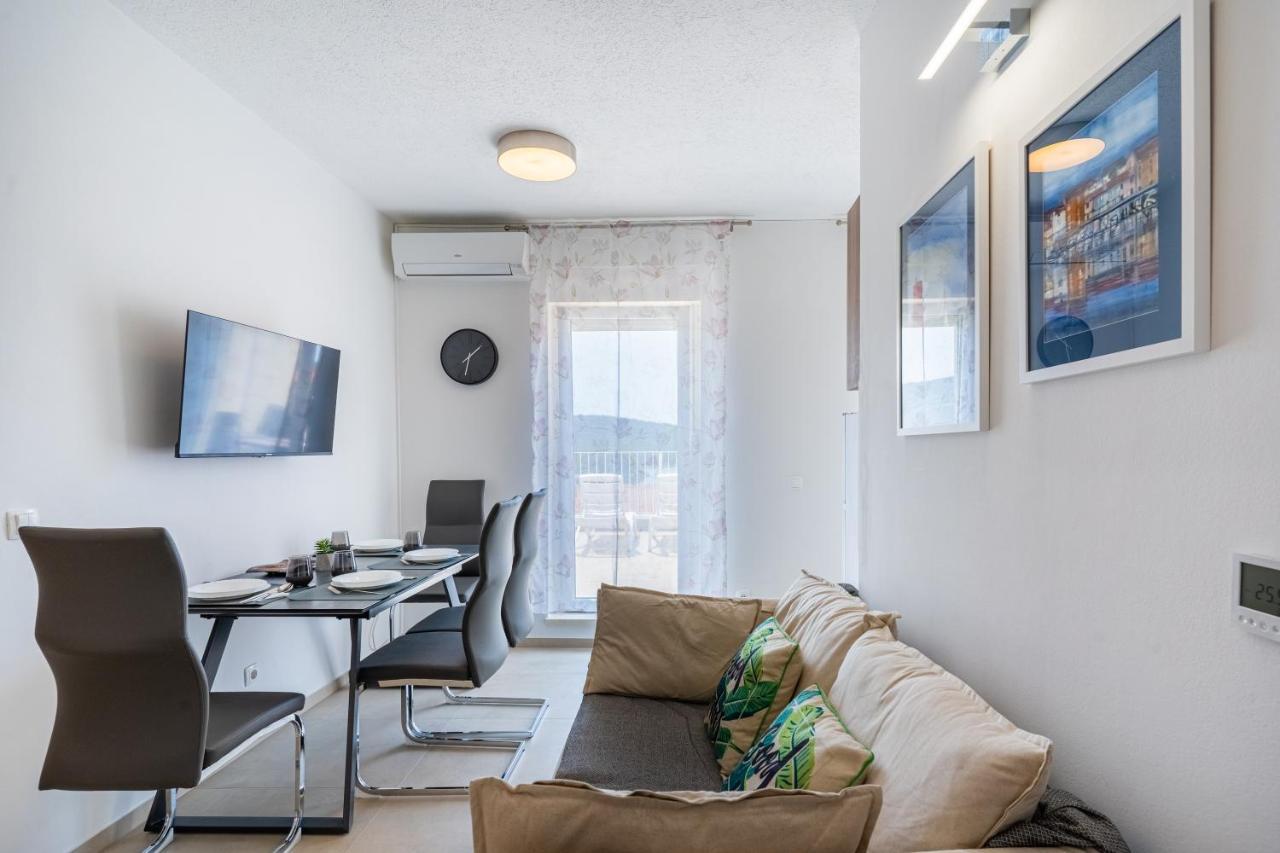 Apartments Tatjana II Cres Zewnętrze zdjęcie